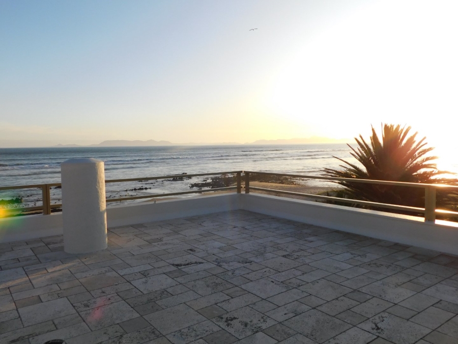 6 Bedroom Property for Sale in Harbour Island Western Cape